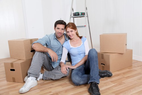 House removal service supporting a flat or family home move in Enfieldhighway
