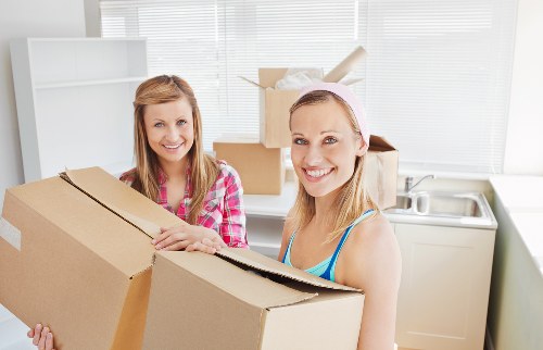 Truck hire for moving furniture and boxes in Enfieldhighway